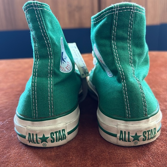 Green Chuck Taylor - Picture 2 of 10